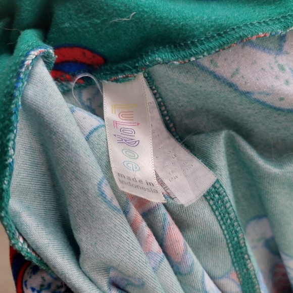 LuLaRoe Green American Dream One Size Leggings GUC - Picture 2 of 5